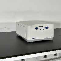 Eppendorf 5702 Centrifuge image 0